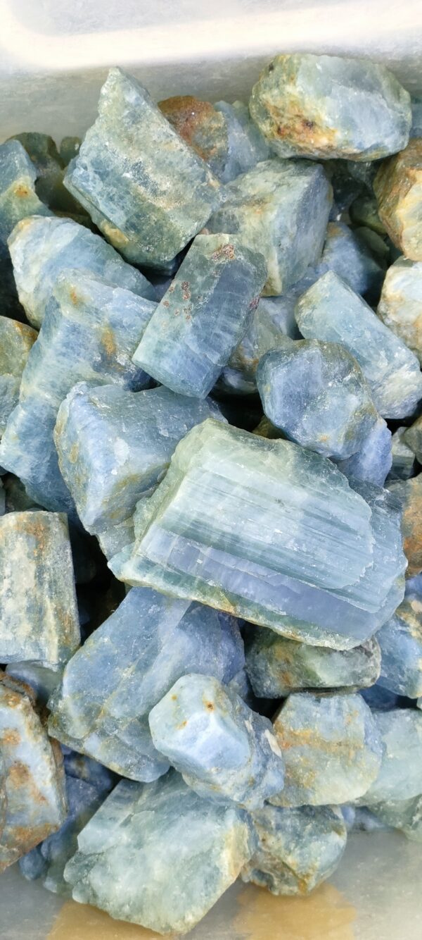 Rough Aquamarine 300$ per kg