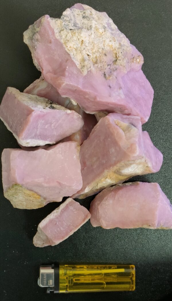 Rough pink opel 300$ per kg